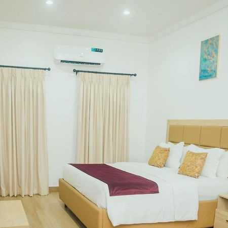 Quest Boutique Hotel Gwarinpa Exterior foto